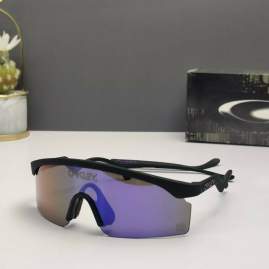 Picture of Oakley Sunglasses _SKUfw66124337fw